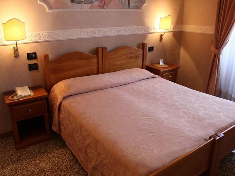 Hotel Martini Rzym Zewnętrze zdjęcie