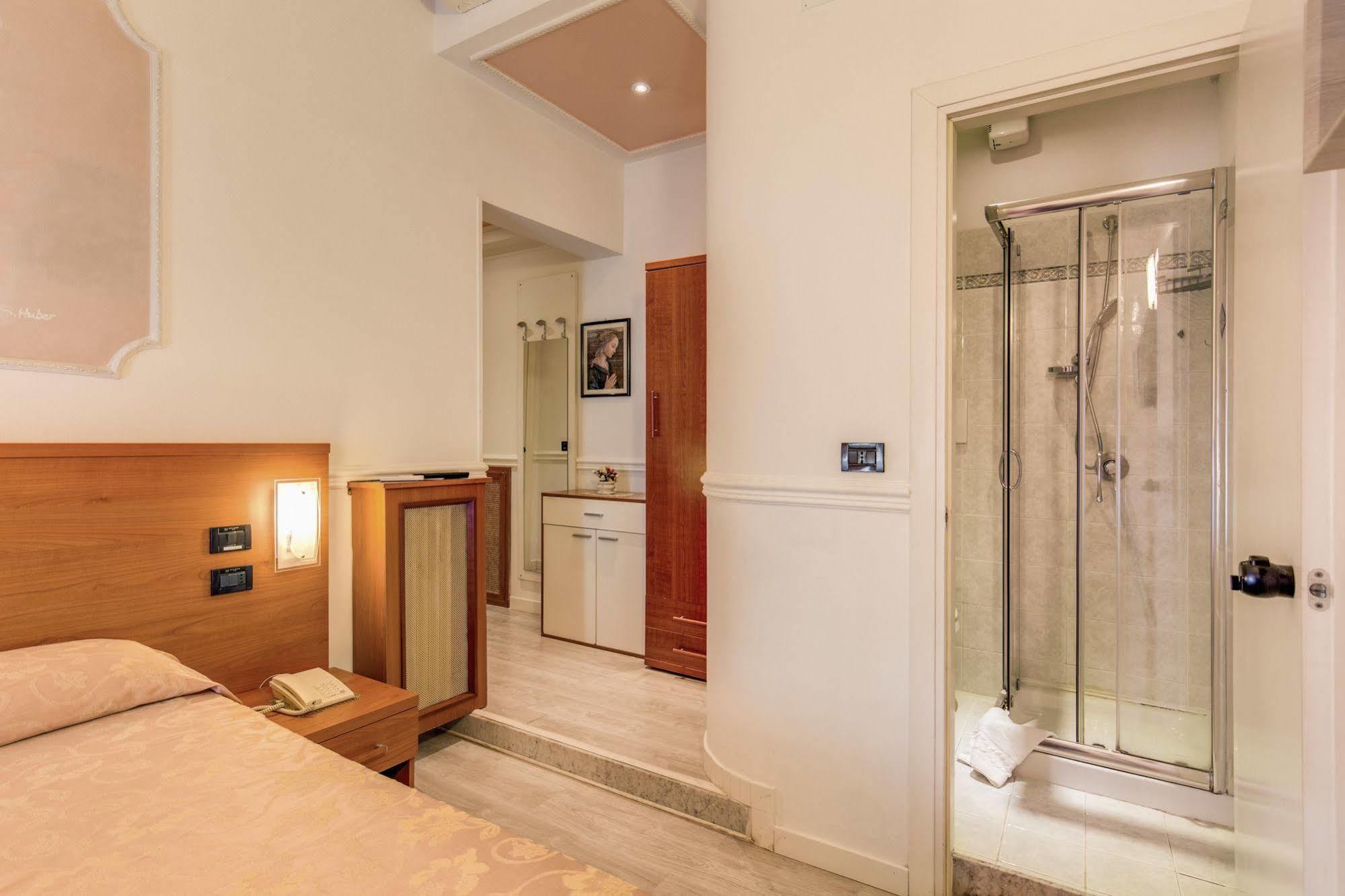 Hotel Martini Rzym Zewnętrze zdjęcie